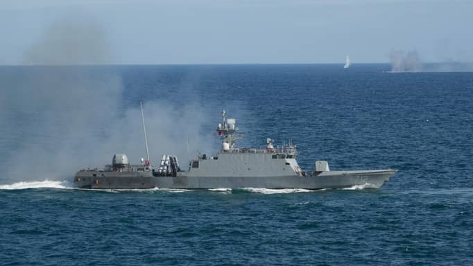 كوريا تدرس دعوة ترامب لتأمين "هرمز"