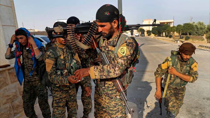 مناقشات سورية-تركية بشأن تسليم "وحدات حماية الشعب" سلاحها