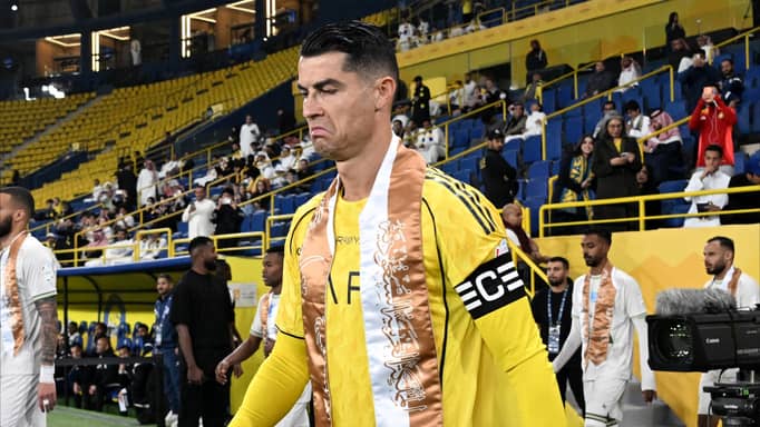 رونالدو يكسر الصمت لأول مرة