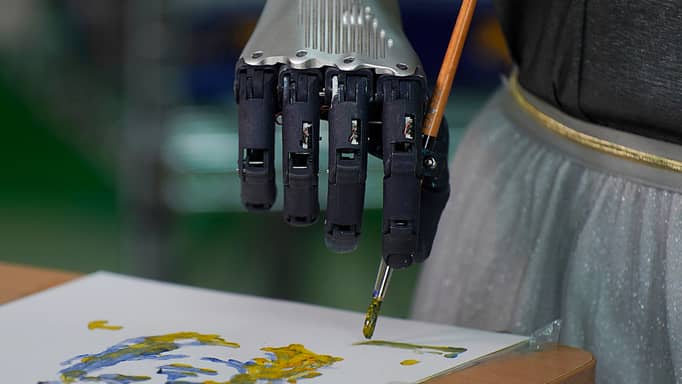 فخ التنميط.. كيف يقتل الذكاء الاصطناعي "بصمتك الخاصة"؟