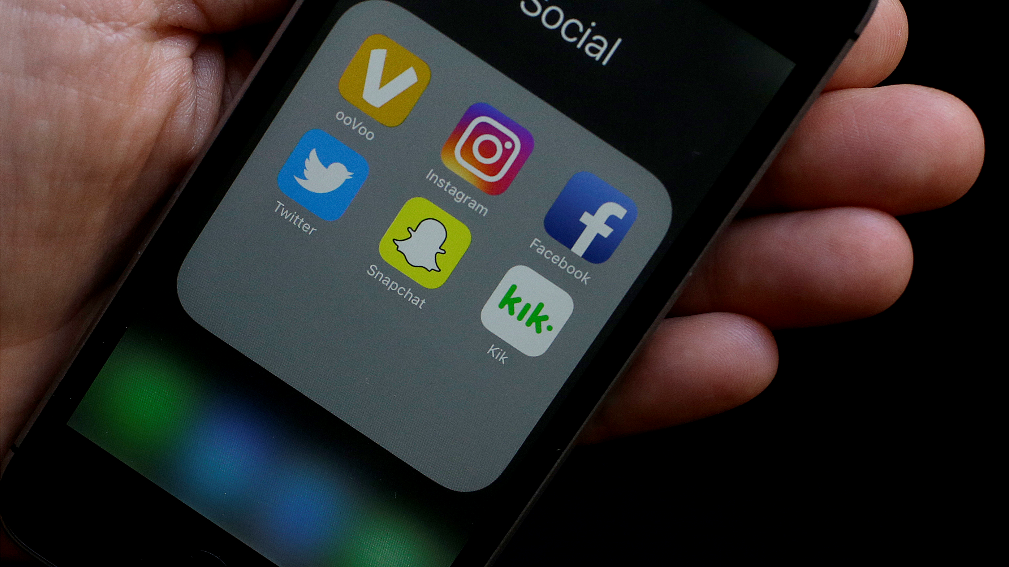 لا إنستغرام ولا فيسبوك.. أستراليا تحظر 5 ملايين حساب