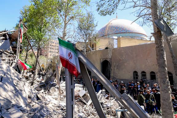 هدنة الأسبوعين.. ترامب يربح الوقت وإسرائيل تقلق؟