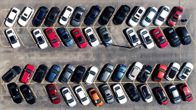 وداعا لـ"اللف والدوران".. تطبيق ذكي يتوقع أماكن الانتظار الشاغرة