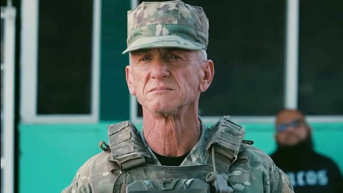 شون بين يتجاهل "الأوسكار" الثالث.. ويلتقي زيلينسكي في كييف