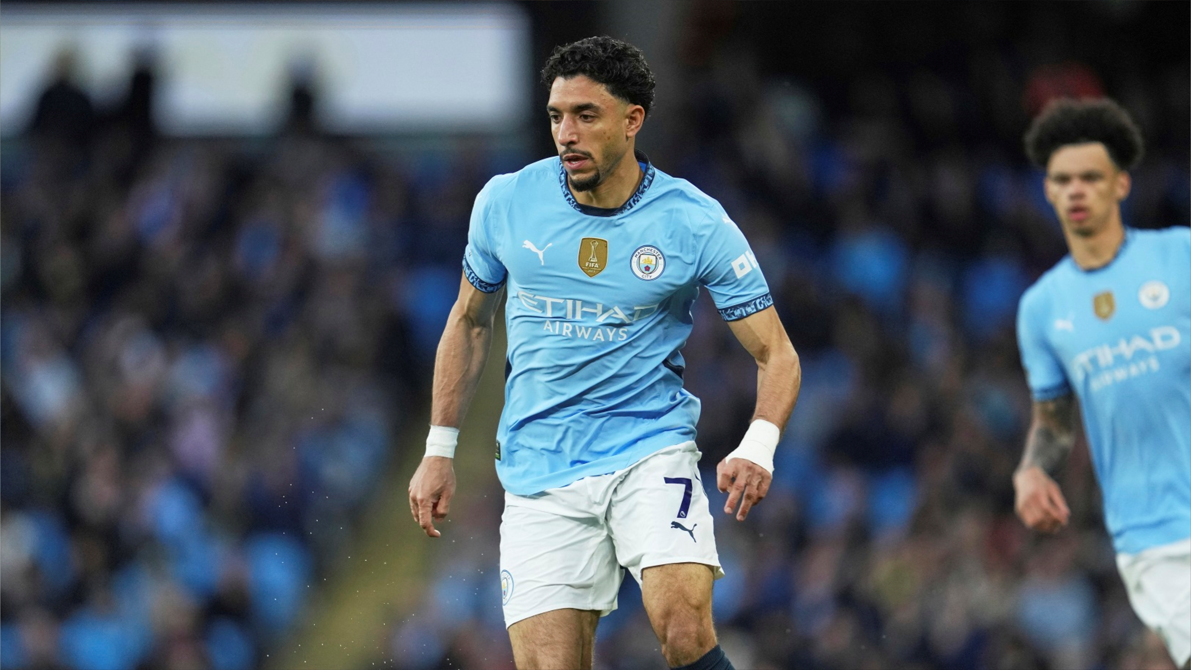 فانتازي بلينكس.. عمر مرموش "أفضل" من هالاند