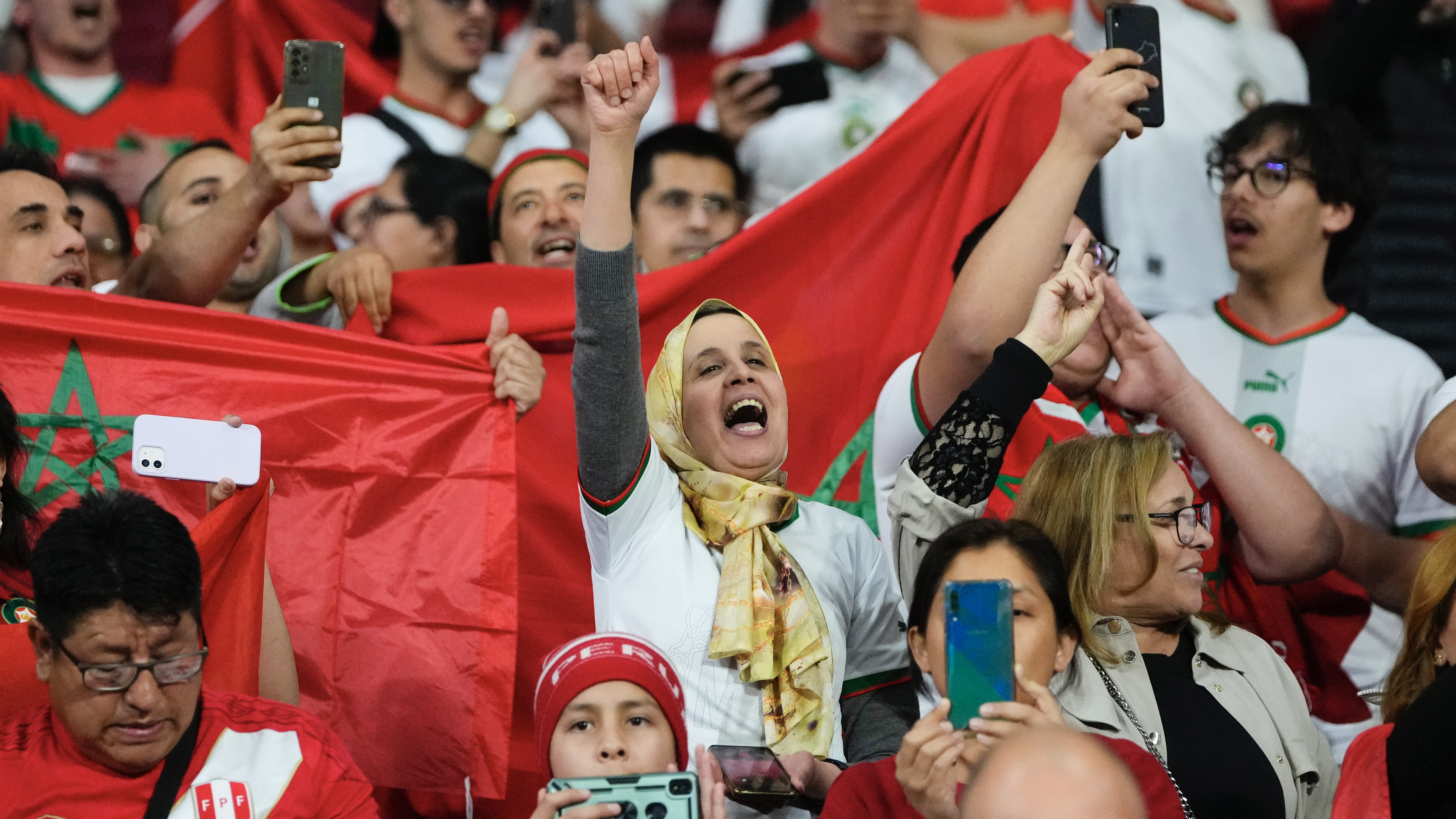 العرس الأفريقي يبدأ في القلوب.. كيف تقود النساء شغف "كان 2025"؟