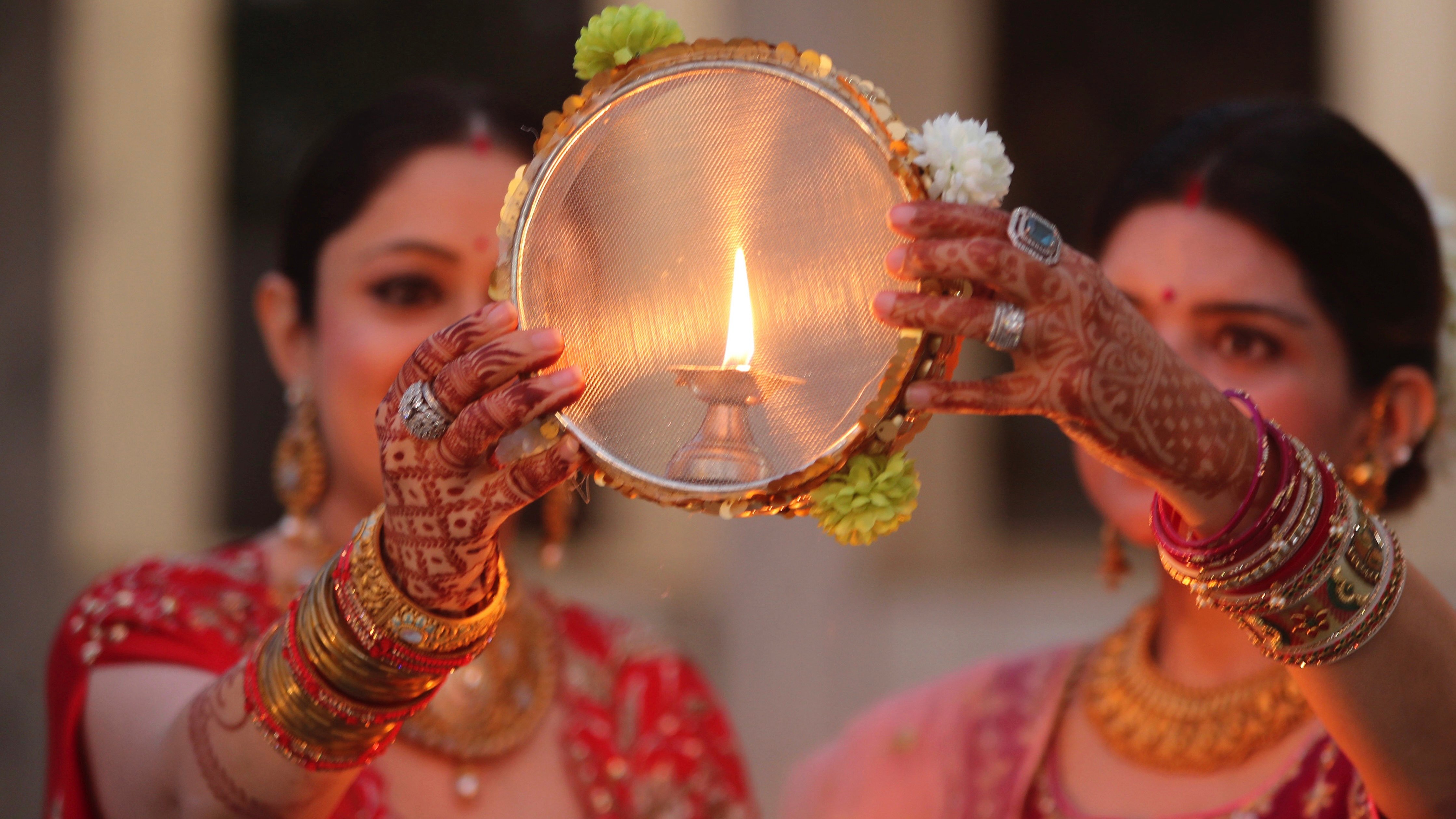 لوبوتان يحتفل بـ"ديوالي" بمجموعة خاصة