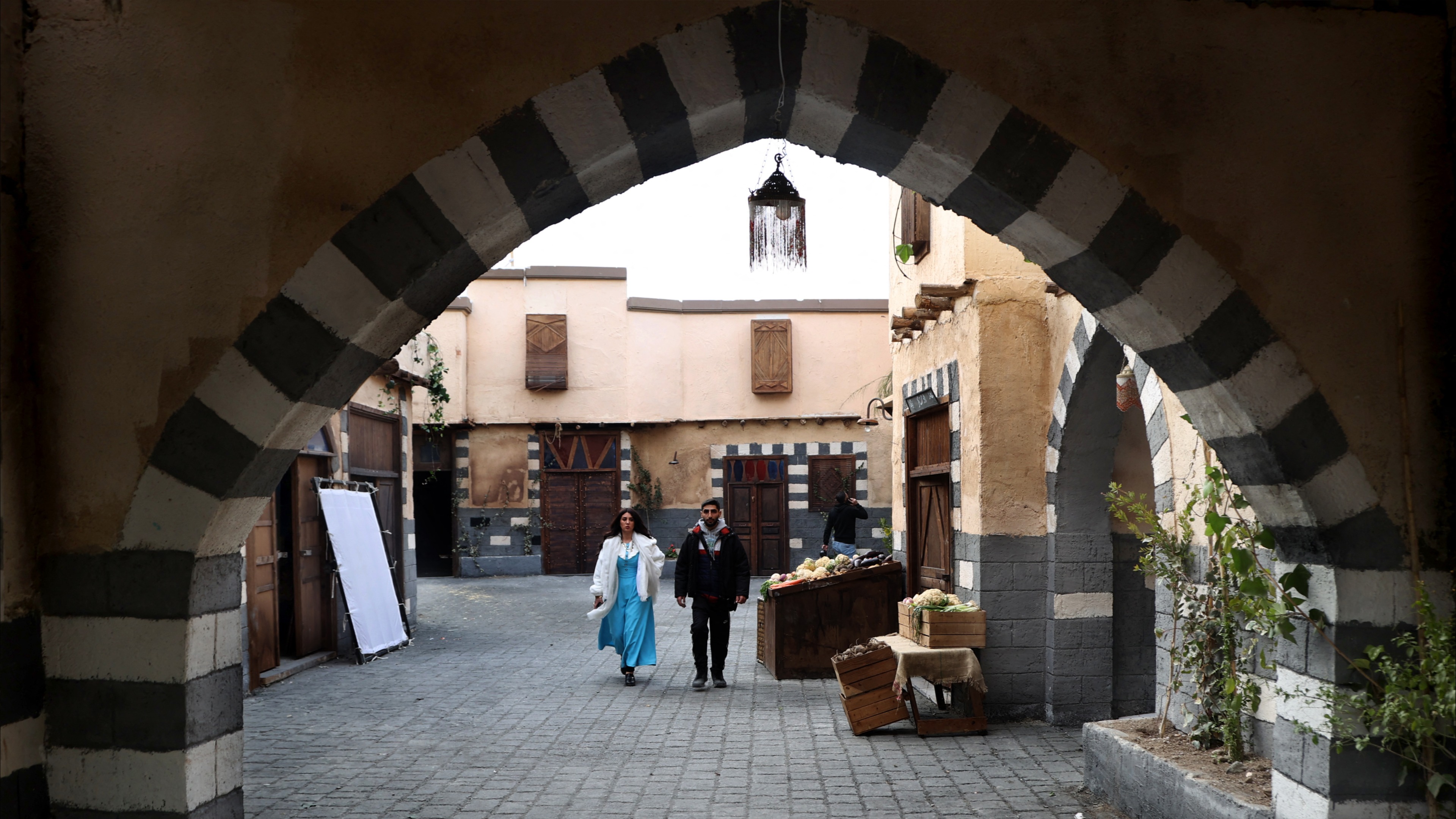 من سوريا إلى مصر.. رحلة "قمر الدين" مستمرة