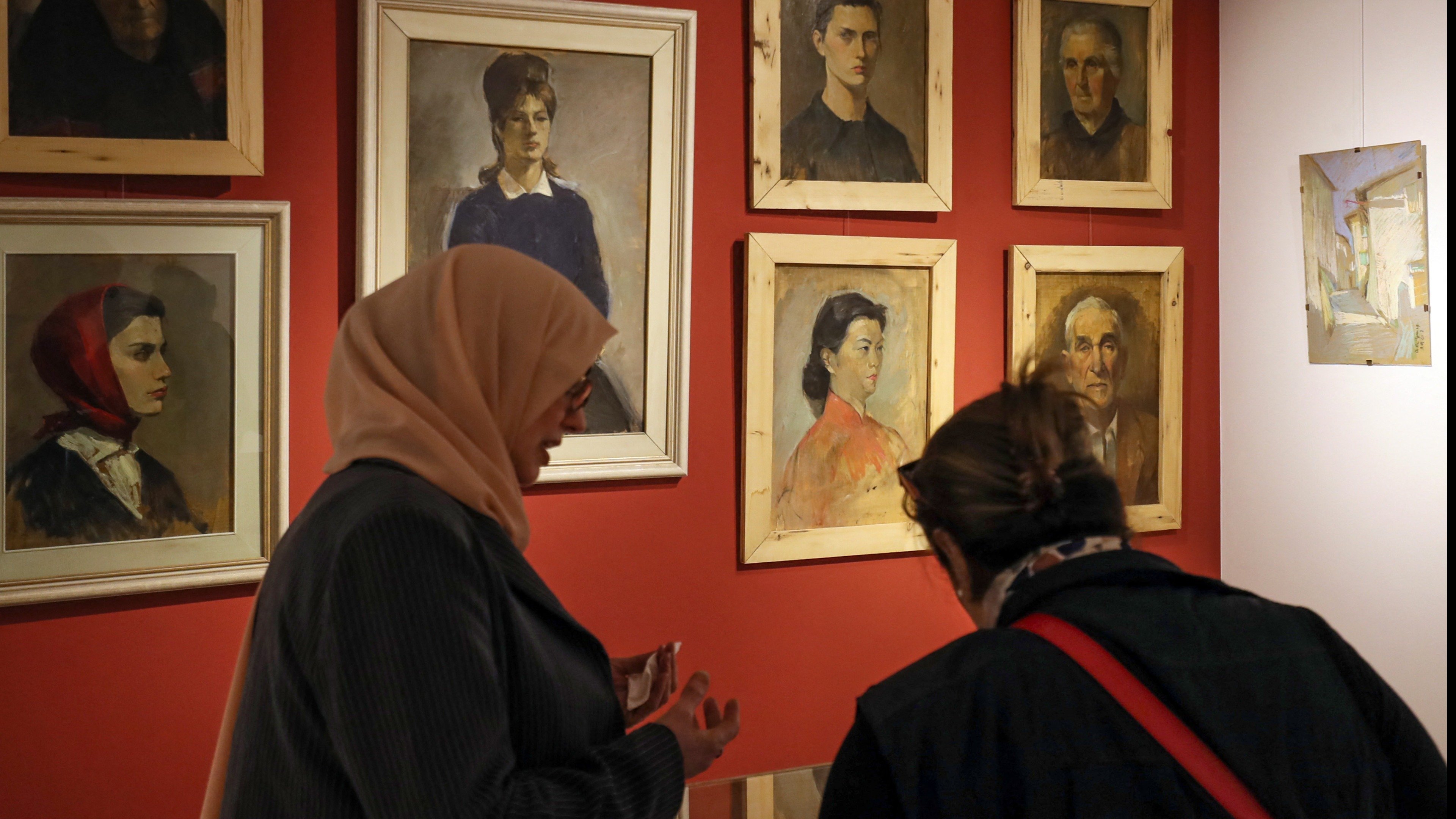 متحف الليبي "علي قانة" يتحدى الفوضى بالفن