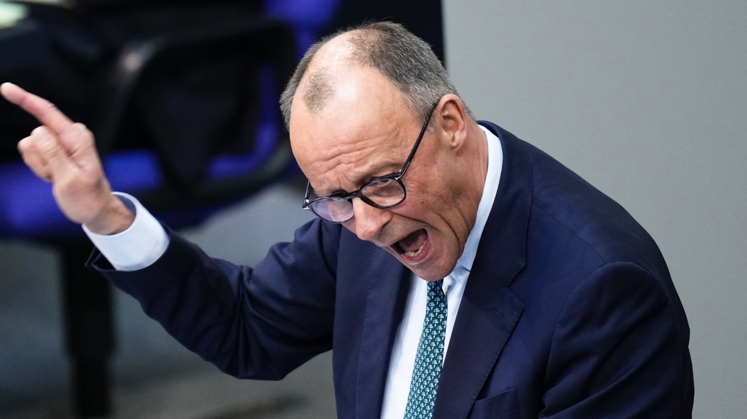 المستشار الألماني غاضب من "الإجازات المرضية" للموظفين