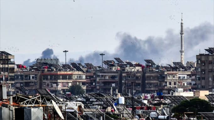 قصف إسرائيلي يخرج مطار دمشق عن الخدمة