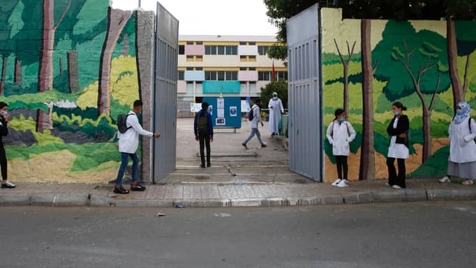 اللغة العربية في المدارس.. جدل مغربي أحياه قرار فرنسي