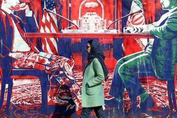 التخصيب الرمزي الإيراني.. مخرج ترامب أم مواجهة لا تقارن بمادورو؟