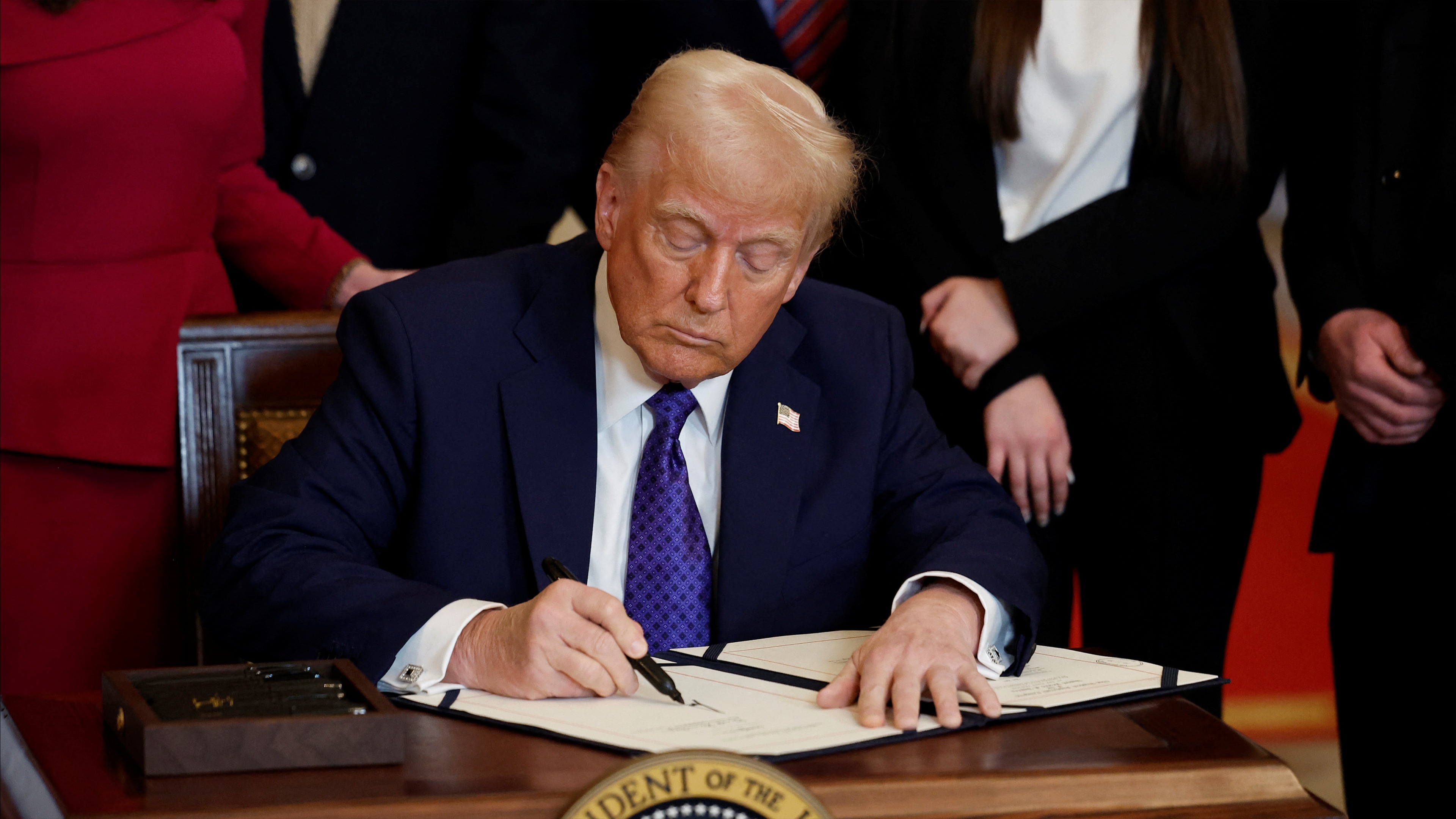 جمارك ترامب تضرب طعام الأميركيين ووقودهم.. ماذا عن المُستهدفين؟