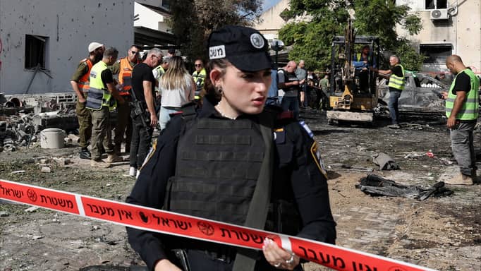 "حزب الله في الزاوية".. كيف ينقذ نتنياهو نفسه بتخطي سياسة الردع؟