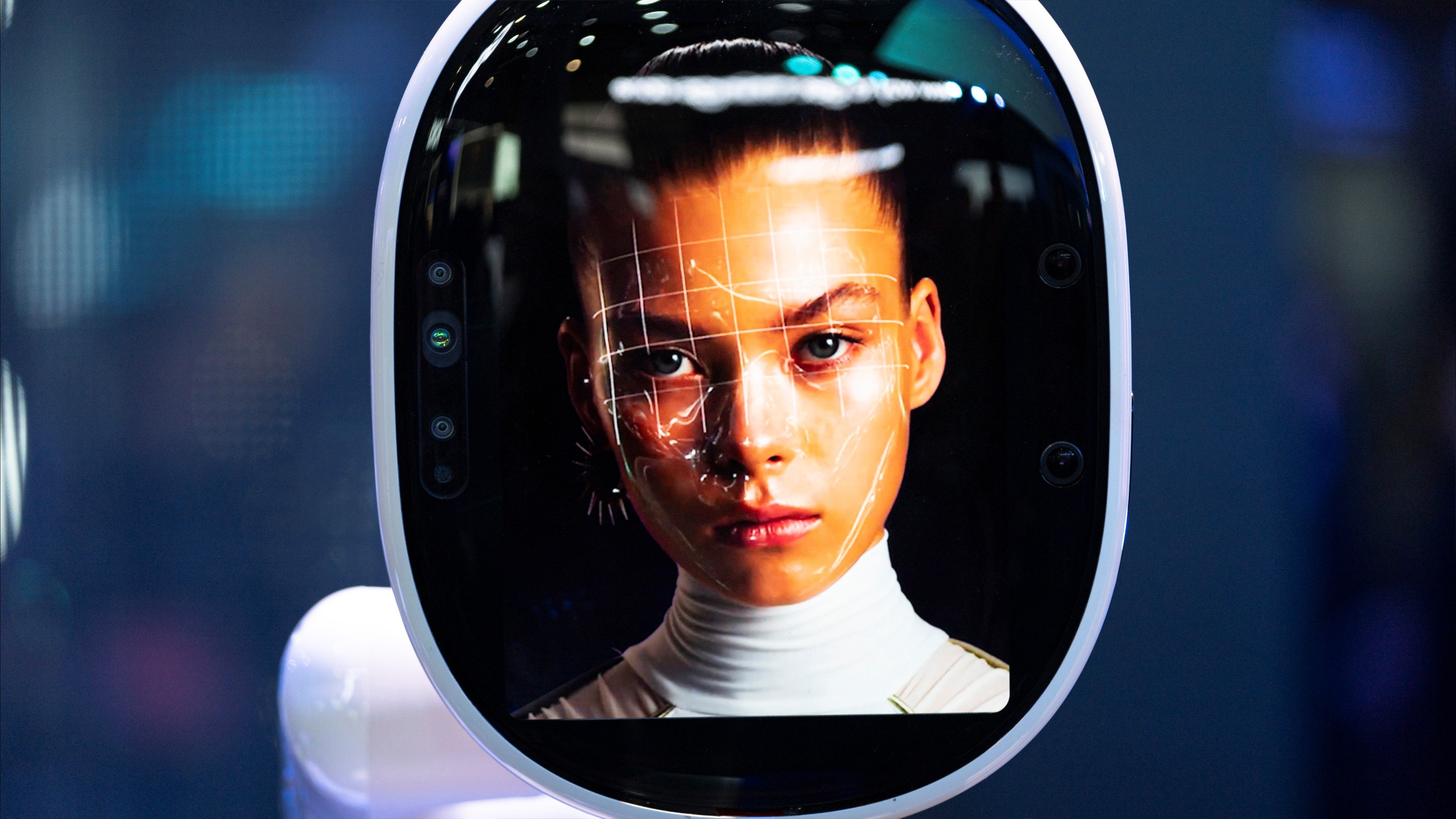 هل يستطيع "السمك الصغير" السباحة في بحر الذكاء الاصطناعي؟