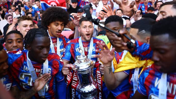 تتويج تاريخي.. كريستال بالاس البطل الـ45 لكأس إنكلترا