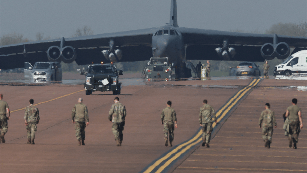 برغر كينغ ونووي وتنصت.. خريطة القواعد الأميركية في بريطانيا