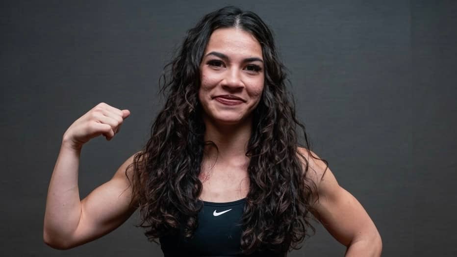 ملاكِمة أميركية تستفيق من غيبوبة بعد "ضربة قاضية"