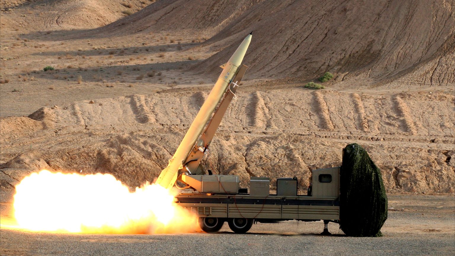 إيران تتحدى العقوبات.. Menu أسلحة للبيع والدفع بالكريبتو