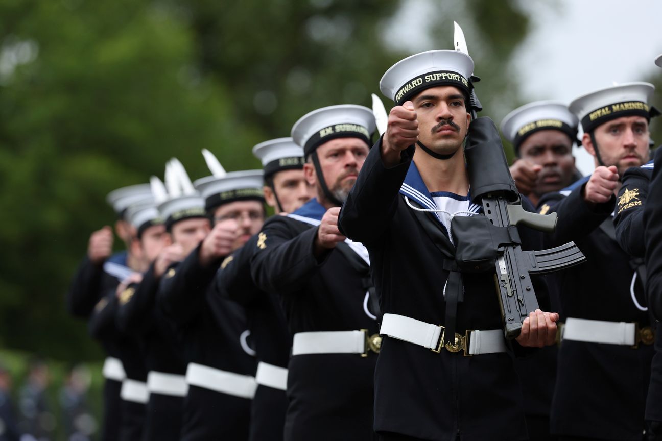 شبهة تجسس إيراني عند بوابة الغواصات النووية البريطانية