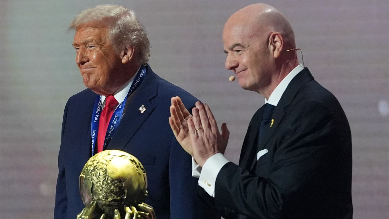 الفيفا متهم بالخيانة بسبب تذاكر كأس العالم 2026