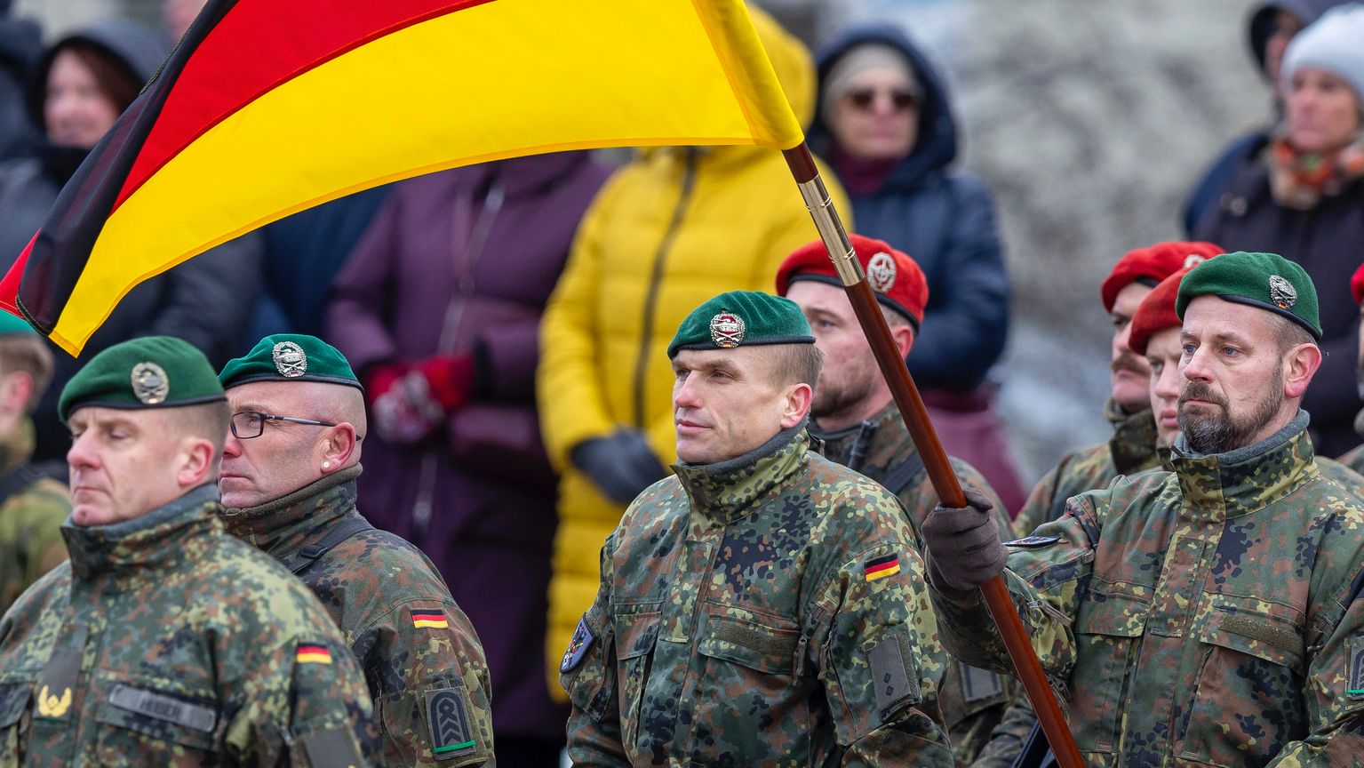 ألمانيا تعزز جيشها باجتماع تاريخي في وزارة الدفاع