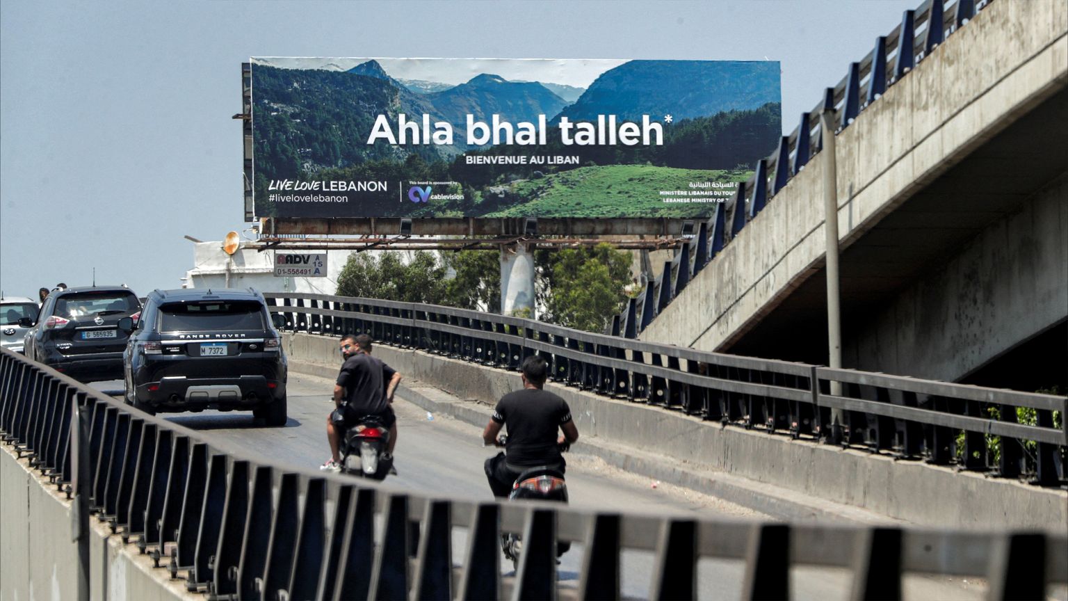 أسعار تذاكر الطيران إلى لبنان.. عين المغترب على "Tickets"