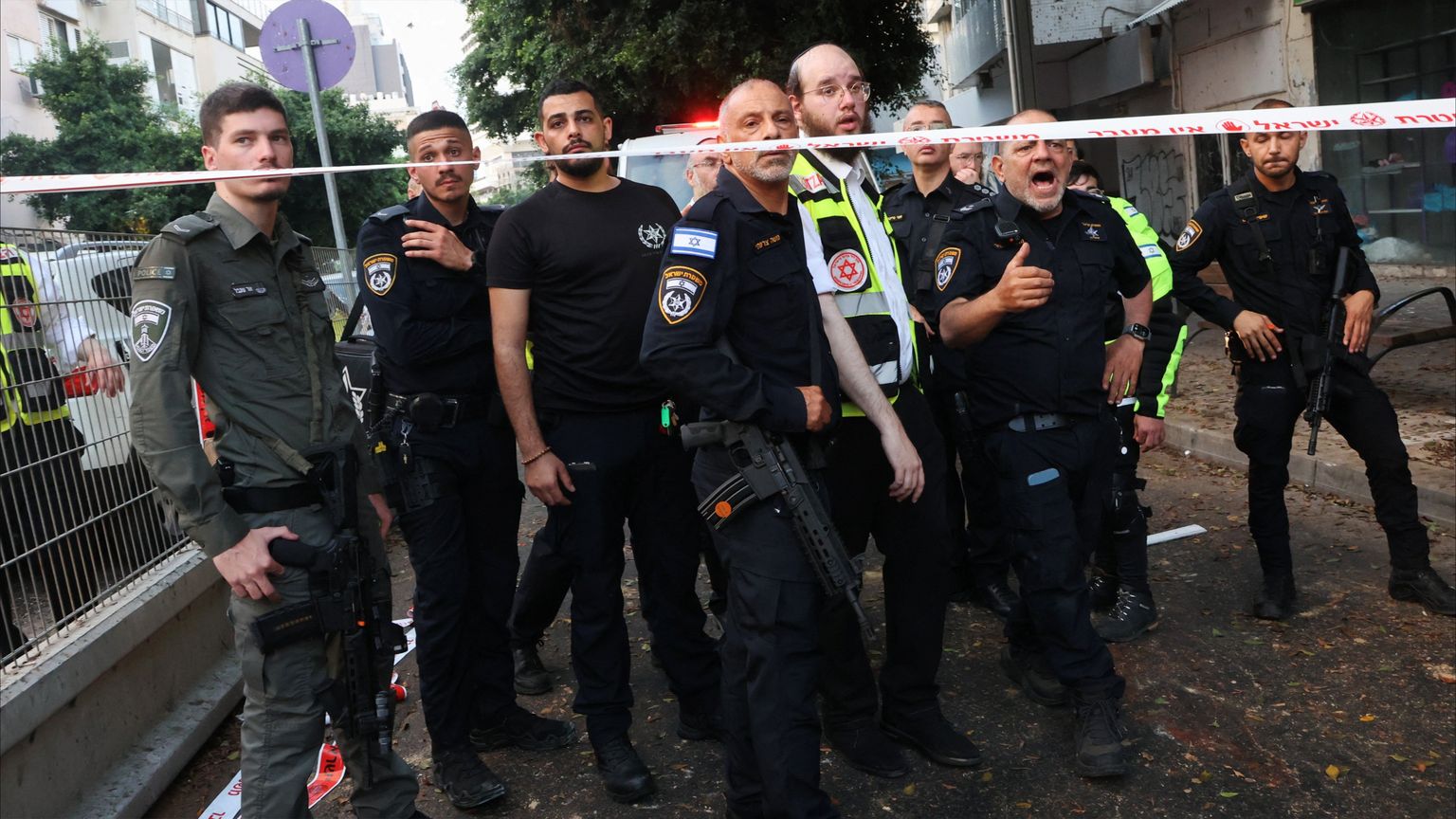 مسيرة في سماء تل أبيب.. ماذا حدث في إسرائيل؟