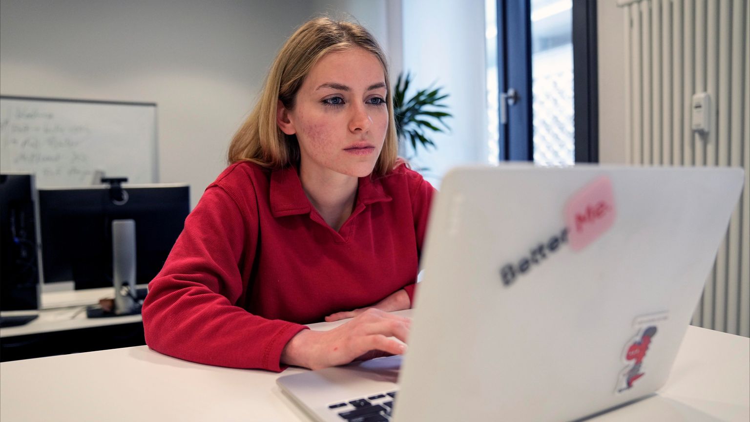 ما هي مخاطر التشخيص النفسي على Social media؟