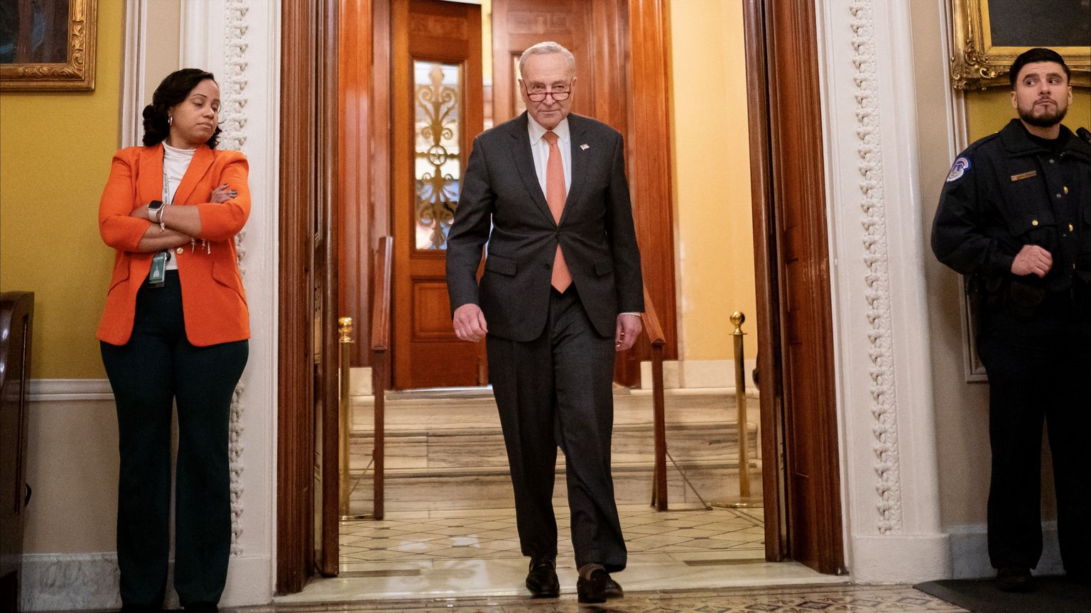 الشيوخ الأميركي يُفرج عن 1.2 تريليون دولار