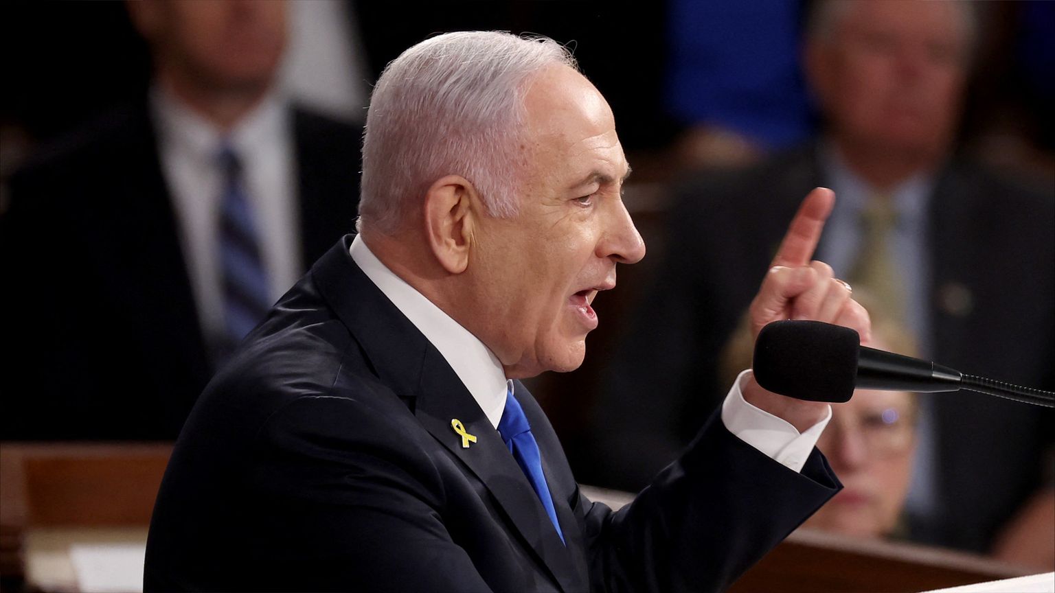 نتنياهو يرفض الانسحاب من "فيلادلفيا" بعد اتصال مع بايدن