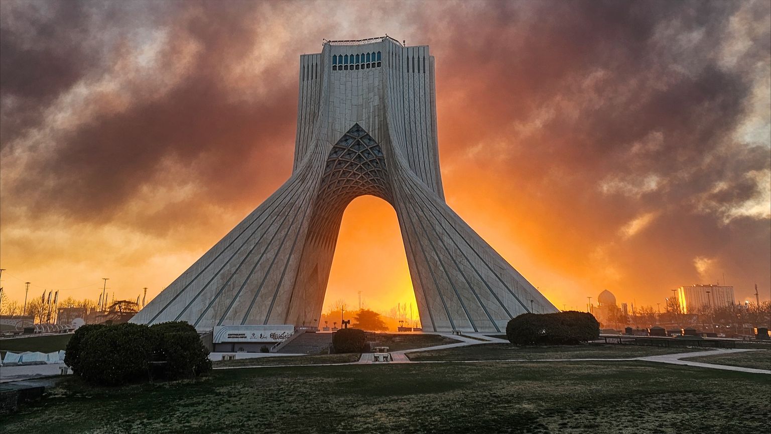 أسلحة CIA للأكراد.. هل تُفتح جبهة برّية داخل إيران؟