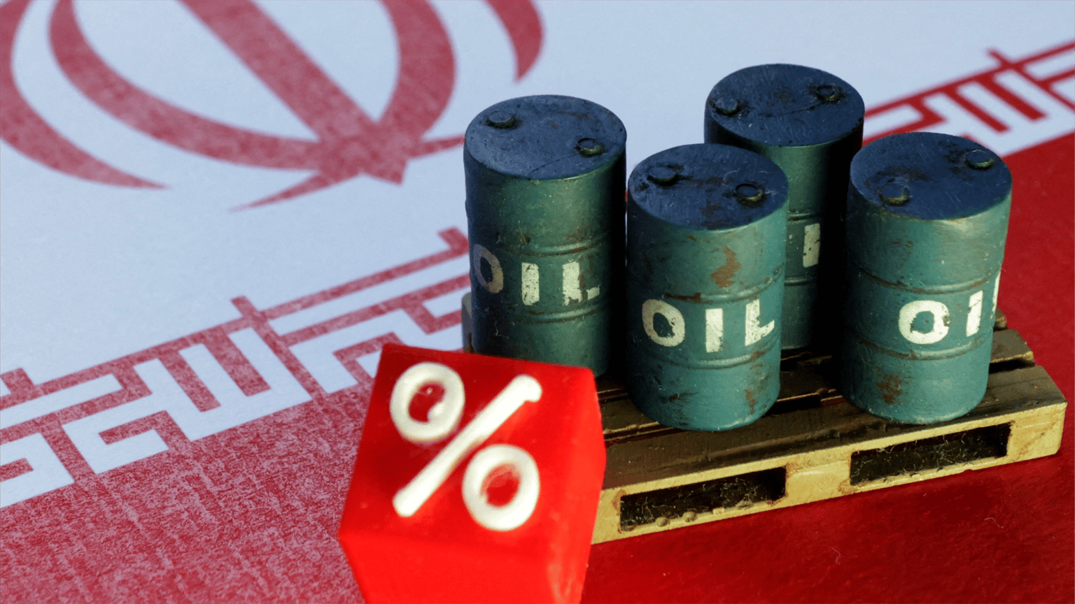 "رشوة نفطية".. كيف تجرّب طهران حظها مع ترامب في جنيف؟