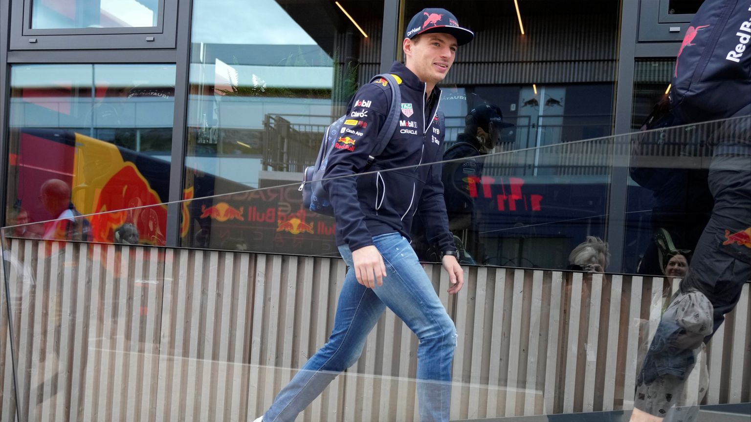 "أسد فيرستابن".. يخت خيالي بـ15 مليون دولار