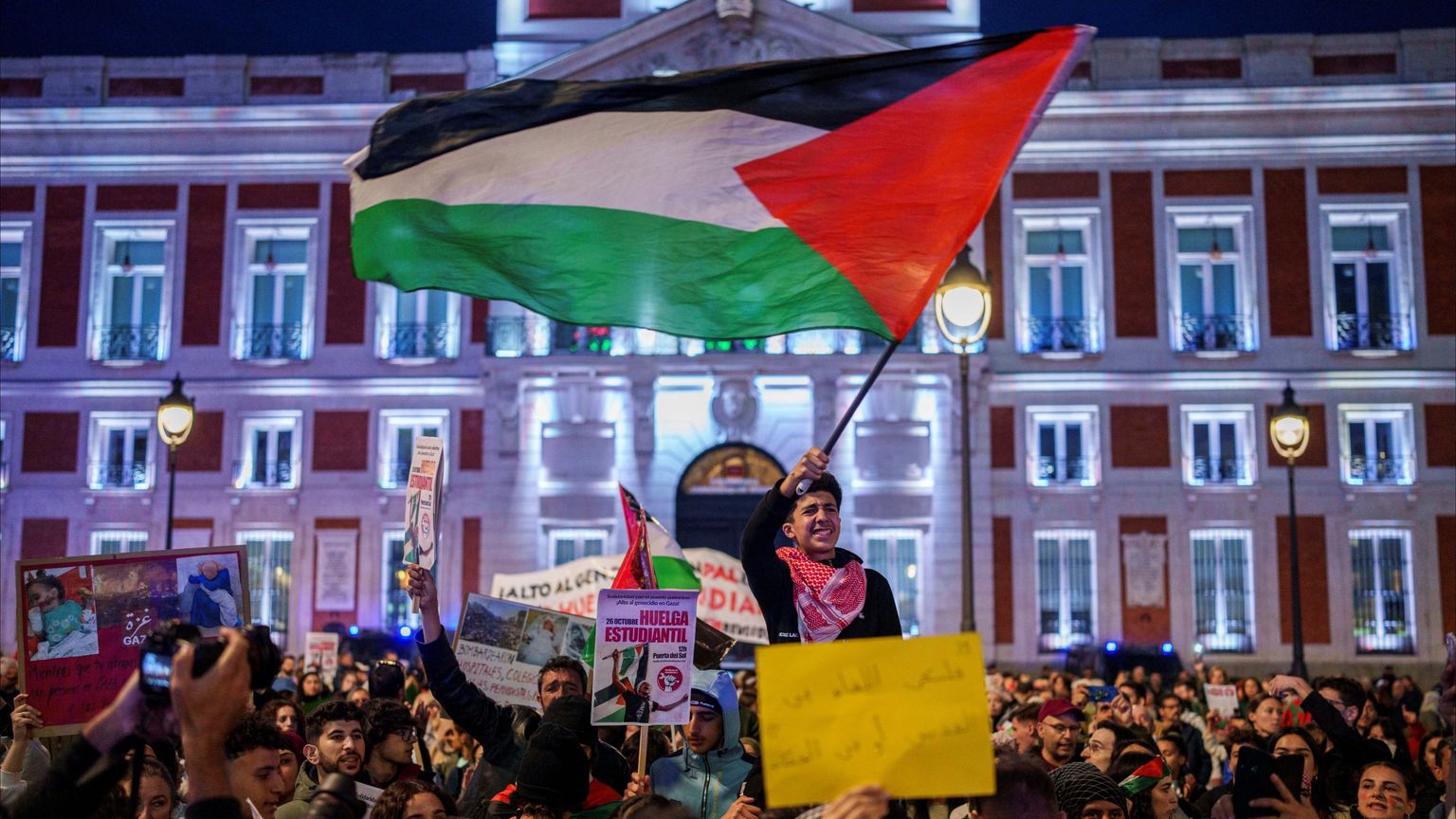 إسبانيا تحسم قرارها بشأن موعد "الاعتراف بفلسطين"