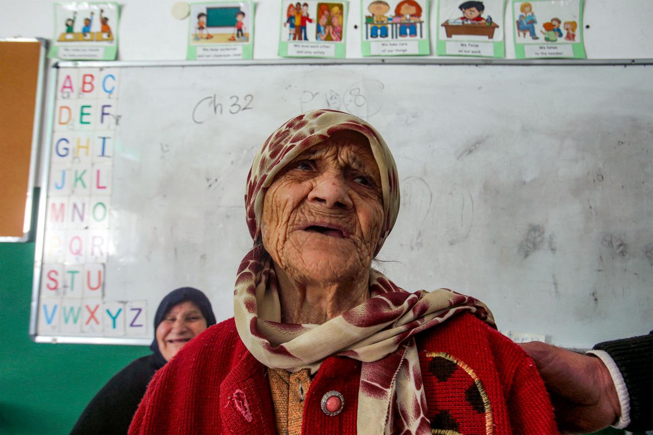 غارات بيروت تتمدّد.. الضاحية والحازمية و16 بلدة تُخلى