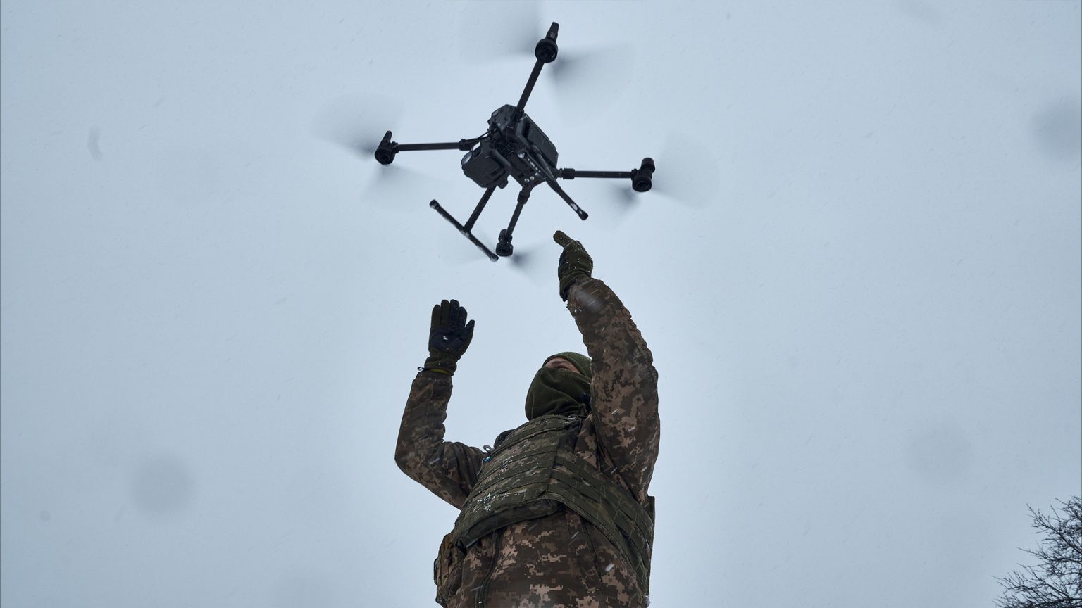 حرب المسيرات.. كيف تحرق مليارات الدولارات ببضعة آلاف؟