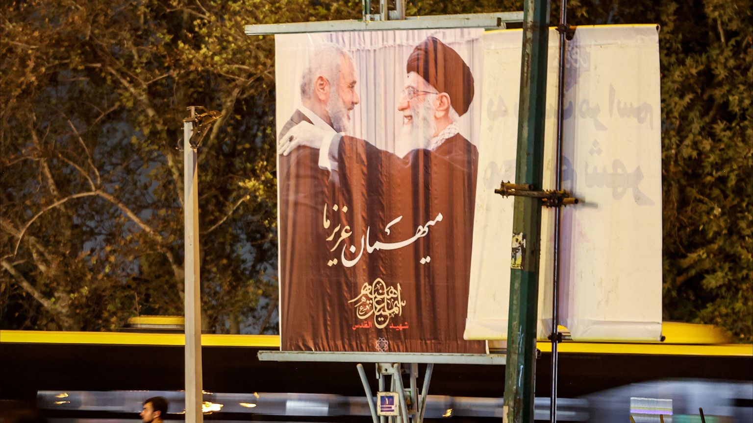 تروّض "الخيول الجامحة".. لماذا تأخرت إيران في ردها؟