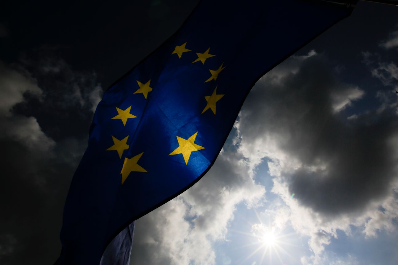 حرب إيران تكشف انقسام أوروبا.. خلافات حادة حول موقف بروكسل