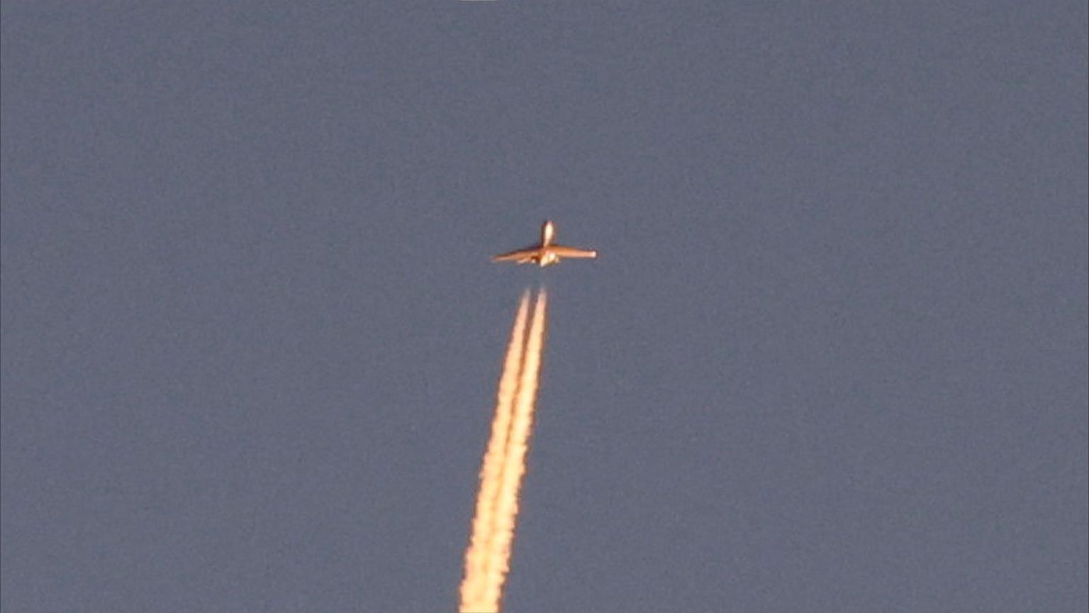 الجيش الإسرائيلي يعلن استهداف منظومات دفاع جوي في منطقة طهران