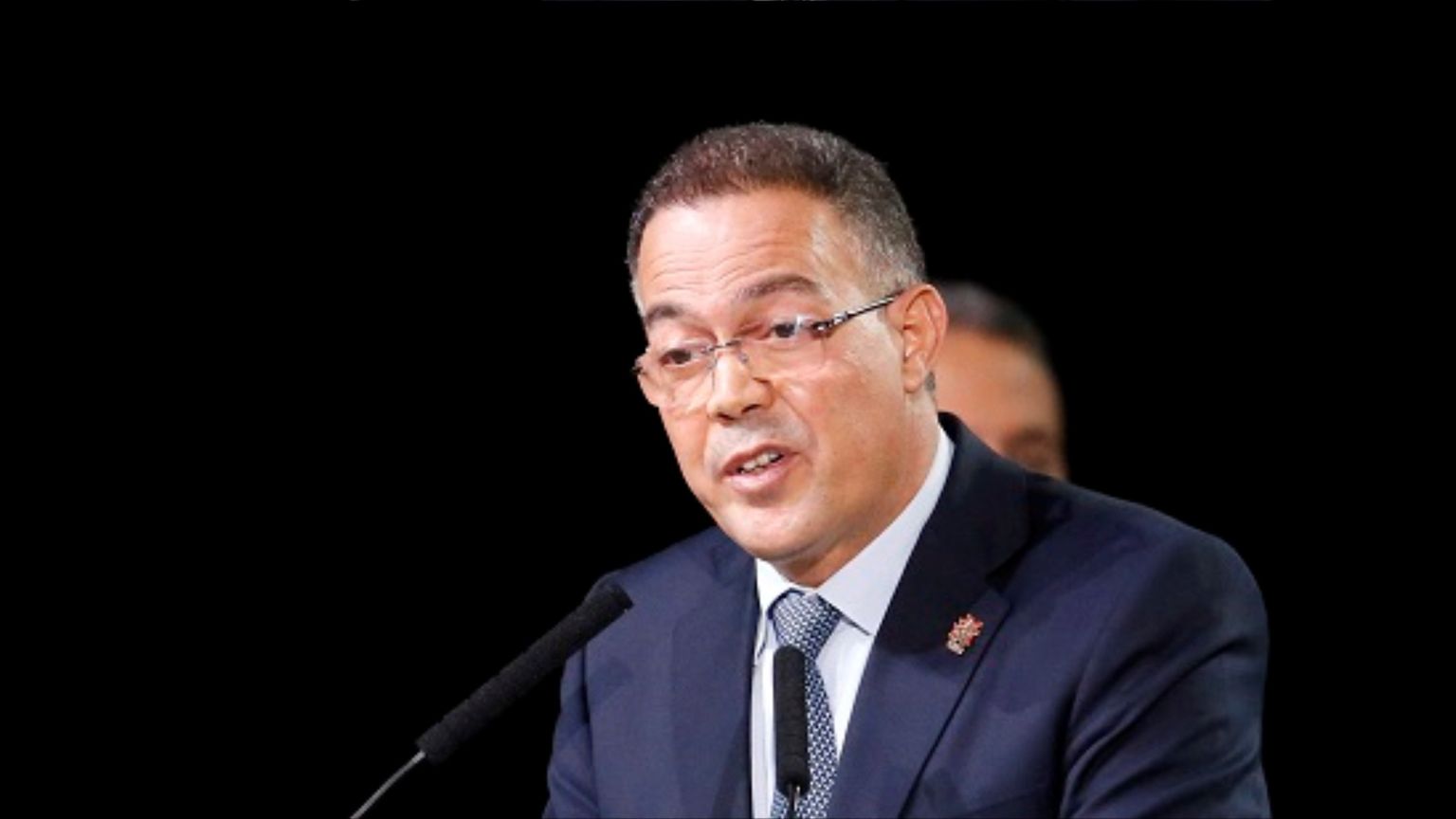 مانشستر يونايتد يدشّن أكبر ملعب في العالم بالمغرب