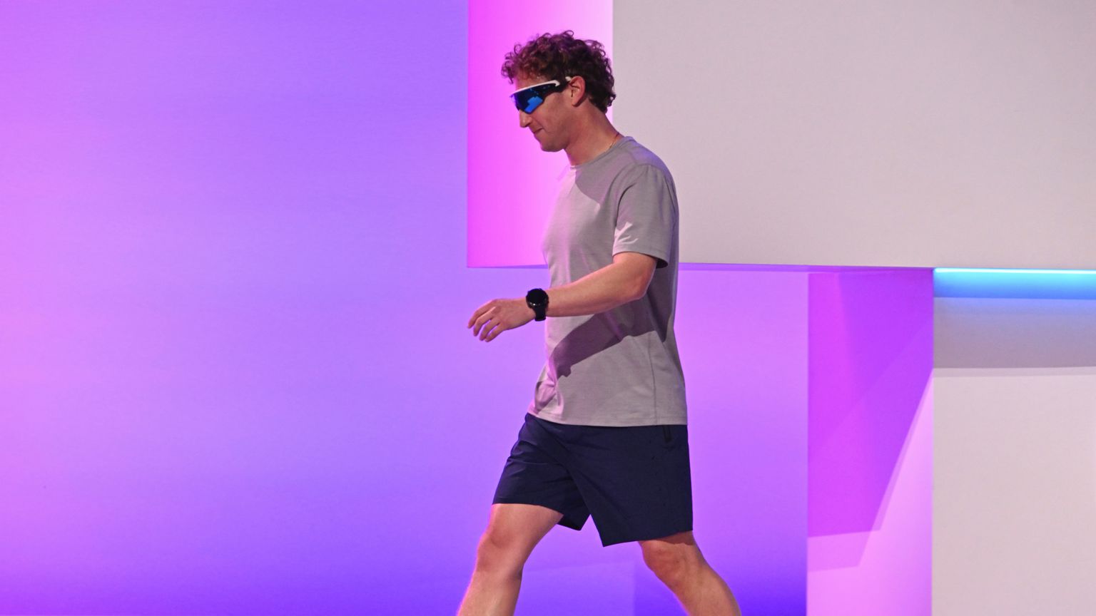 "العقل الثاني" يعمل مع زوكربيرغ لإدارة ميتا