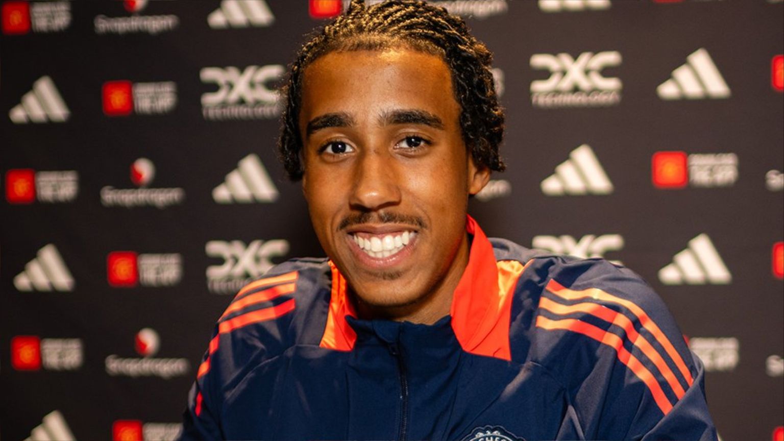 البريميرليغ.. 20 عاما من الهمينة على الميركاتو