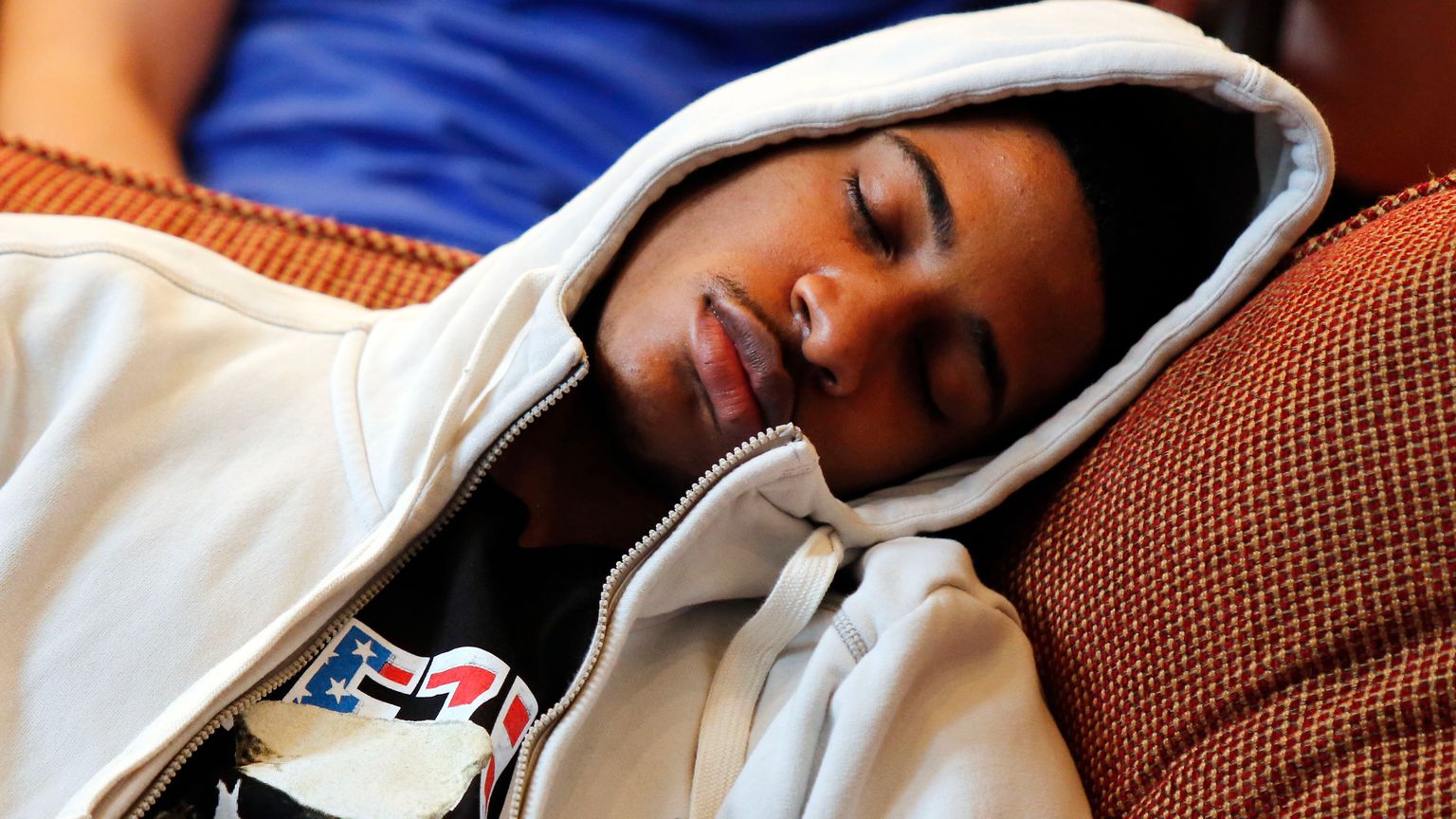 سقوط "أسطورة الميلاتونين".. الربيع ليس عدوّا لنشاطك