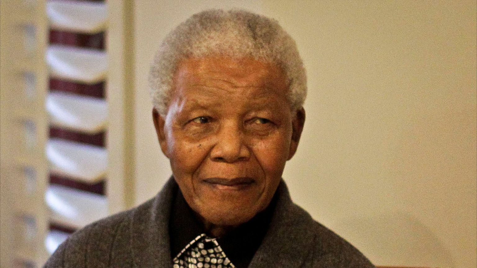 تعليق مزاد على مقتنيات لنيلسون مانديلا