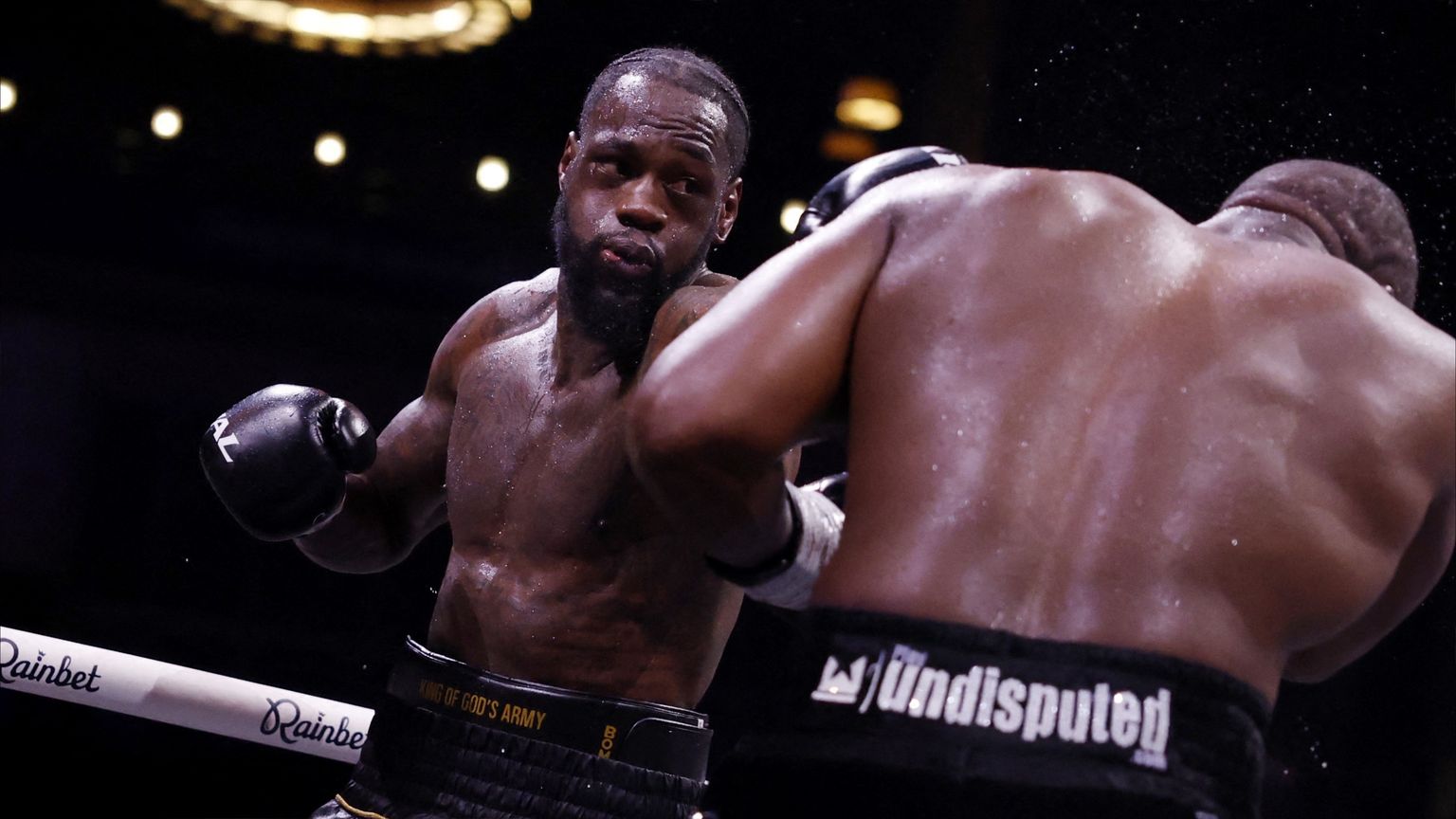 وايلدر يتحدي جوشوا في النزال المنتظر