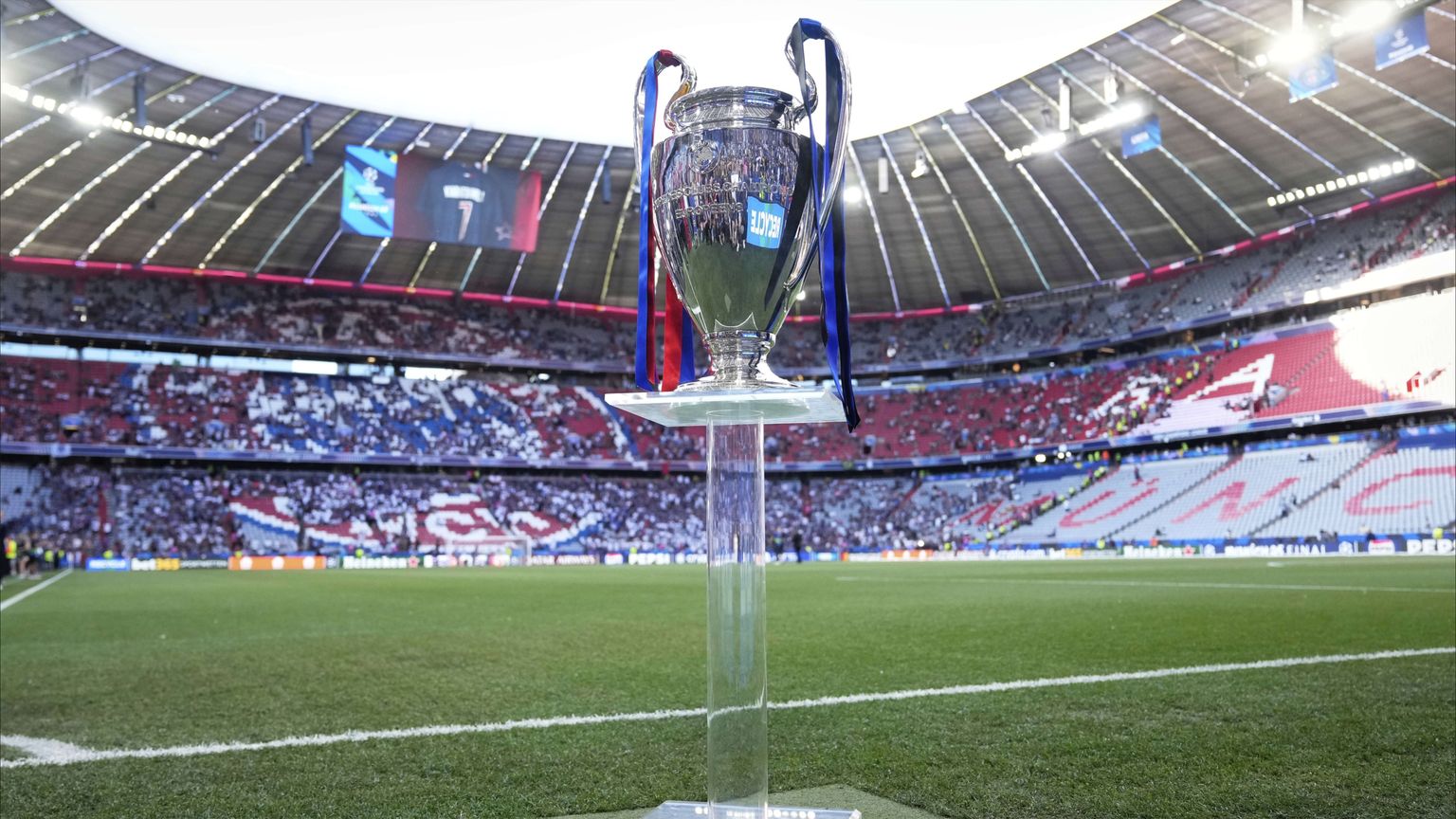 "المربع" يكشف أسرار دوري أبطال أوروبا