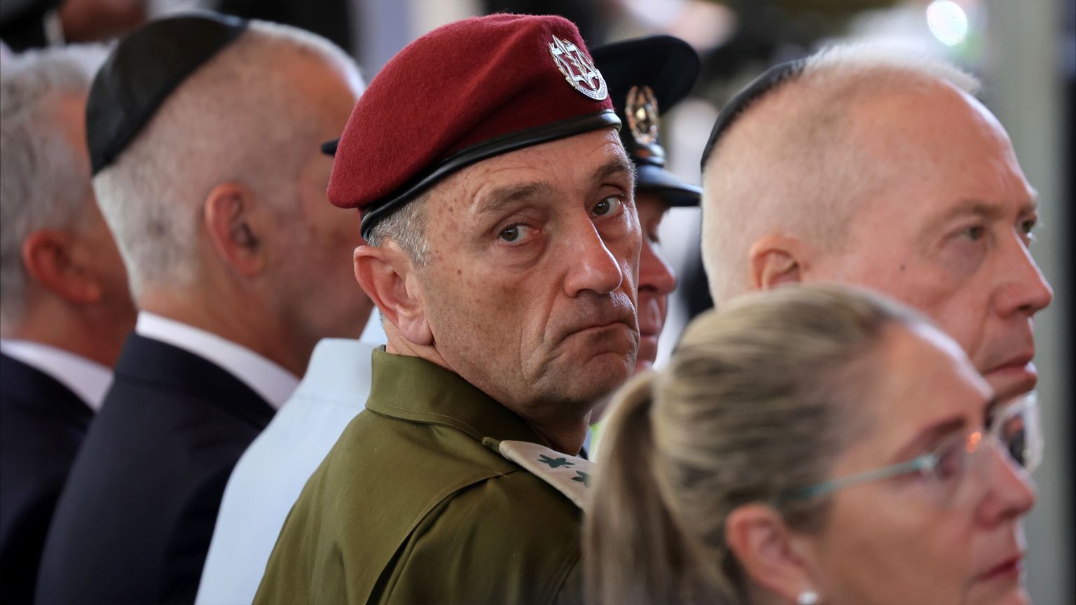 أبرزهم "عدواني".. 3 مرشحين لخلافة هاليفي