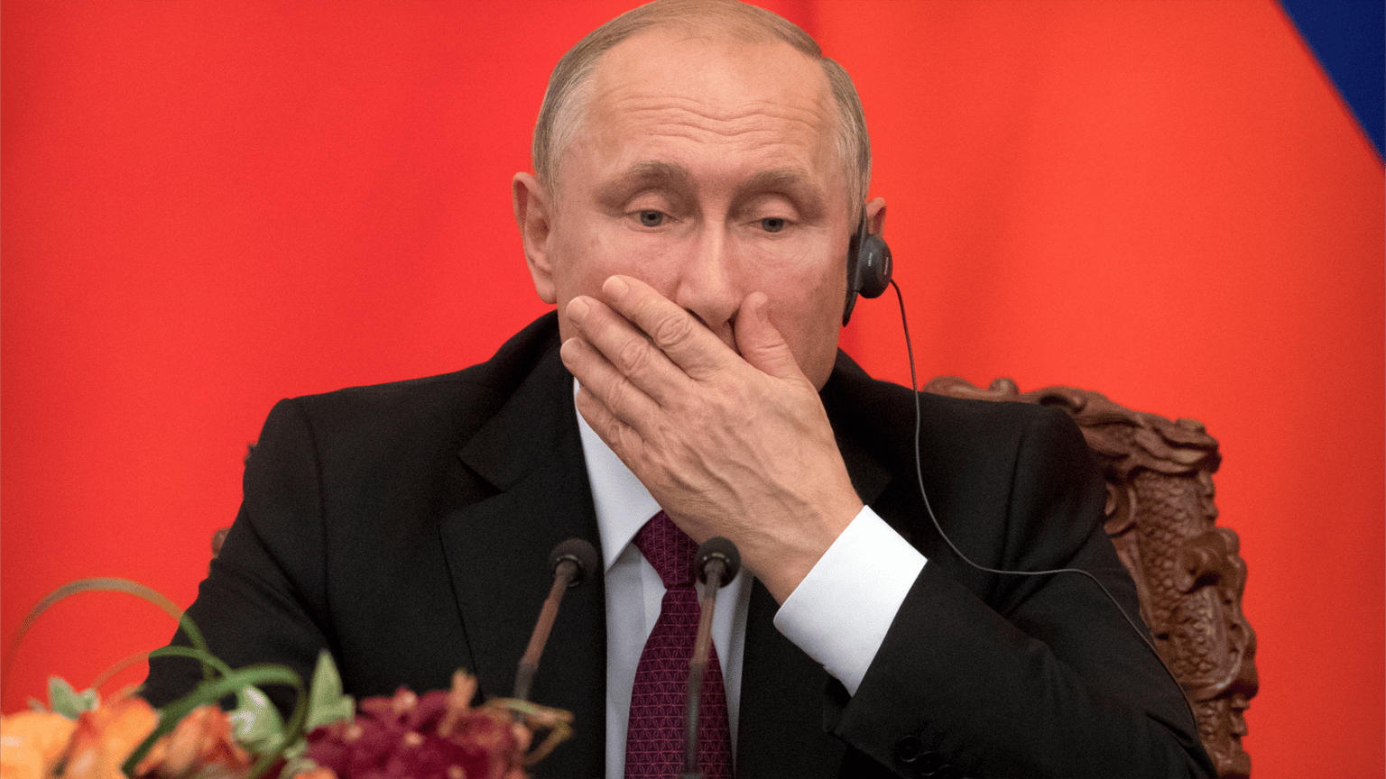 لماذا يرفض الكرملين التدخل في عواصف إيران وفنزويلا؟